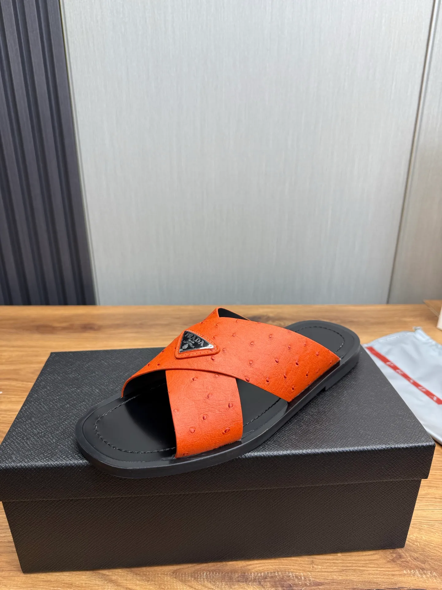 Factory price 340💰 ＰＲＡＤＡPrada - popular men's slippers hot sale 🔥 🩴Official website one to one production 38-45 sizes 45 46 🉑️Customized!